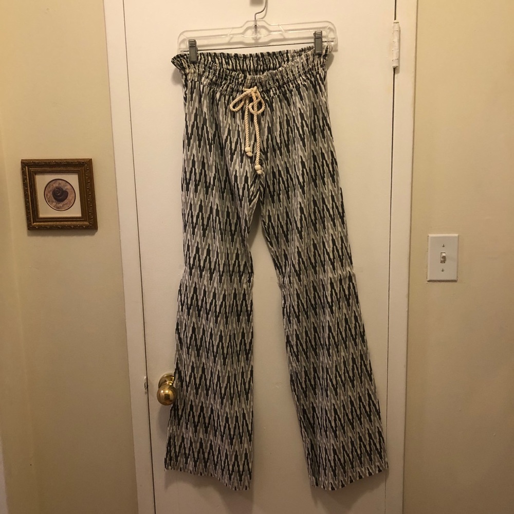 BILLABONG Pants